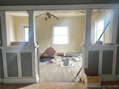 812 W 6th St, Okmulgee, OK 74447 - photo 3