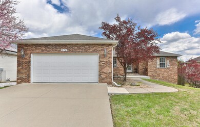 578 S Canterbury Ln, Nixa, MO 65714 - photo 2