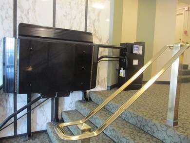 Executive House unit 208, Worcester, MA 01609 - photo 2