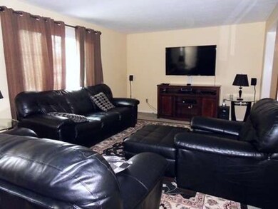 7 S Cedar St unit 7, Milford, MA 01757 - photo 2