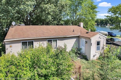 9439 Garforth St, White Lake, MI 48386 - photo 7