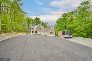 33 Edgewood Rd, Boyertown, PA 19512 - photo 2