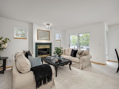 15605 24th Ave N unit H, Plymouth, MN 55447 - photo 4