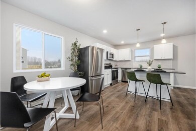 5-WPT027-i1910-Kitchen2