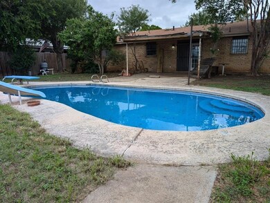 4710 Pita Dr, Laredo, TX 78041 - photo 6