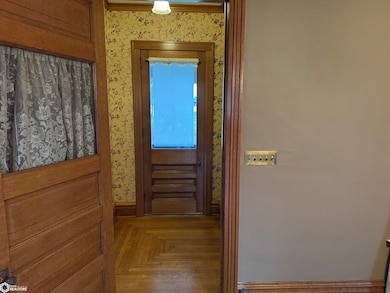 201 E Ohio St, Toledo, IA 52342 - photo 3
