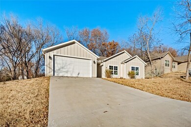 48 Penzance Dr, Bella Vista, AR 72714 - photo 3