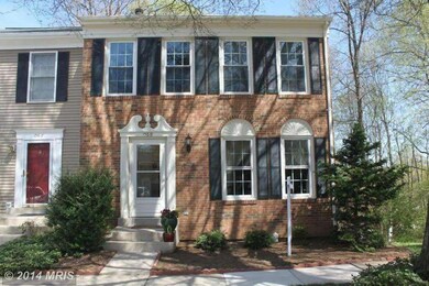 10619 Alison Dr, Burke, VA 22015 - photo 2