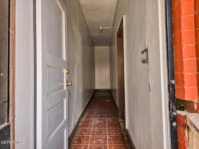 1030 Wyoming Ave unit 4, El Paso, TX 79902 - photo 6