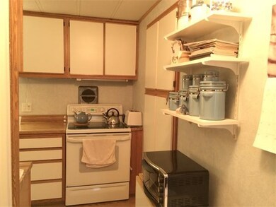 27 1st Ave, Westfield, MA 01085 - photo 7