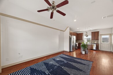 313 Hogan St, Houston, TX 77009 - photo 6