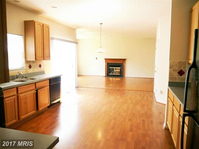 11043 Birchtree Ln, Laurel, MD 20723 - photo 4