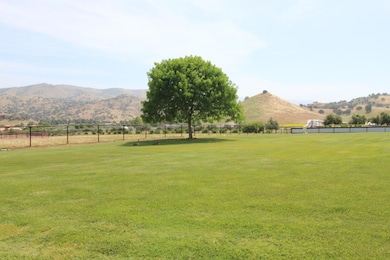 31417 Dahlem Dr, Exeter, CA 93221 - photo 4