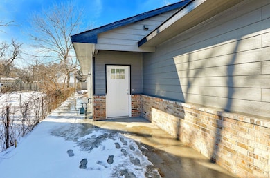 419 S All Hallows St, Wichita, KS 67213 - photo 2