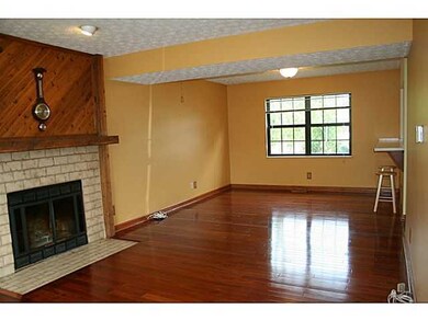 7852 Stanburn Rd, Columbus, OH 43235 - photo 3