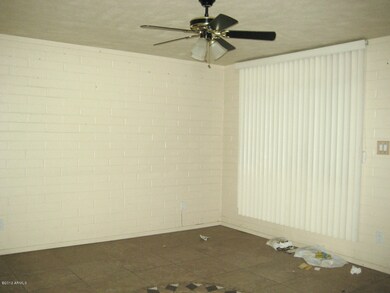 Mulberry living rm