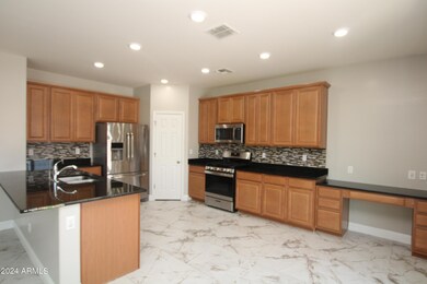 1157 E Regent Dr, Gilbert, AZ 85298 - photo 2