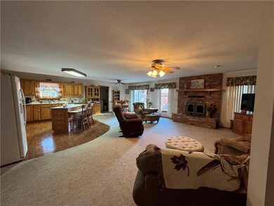 787 SW 20th St, Columbus, KS 66725 - photo 7