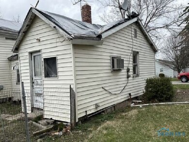 511 W Jackson St, West Unity, OH 43570 - photo 3