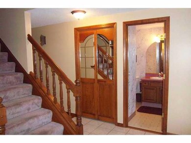 3208 Rachelle Dr, North Tonawanda, NY 14120 - photo 6