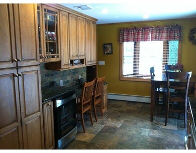 189 No St W, Agawam, MA 01030 - photo 6