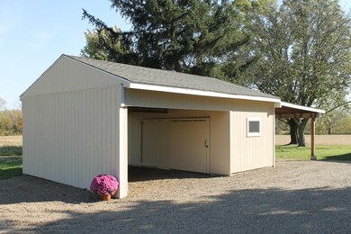 3 Oak St, Three Oaks, MI 49128 - photo 2