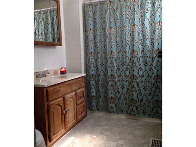Master Bath/Spa.