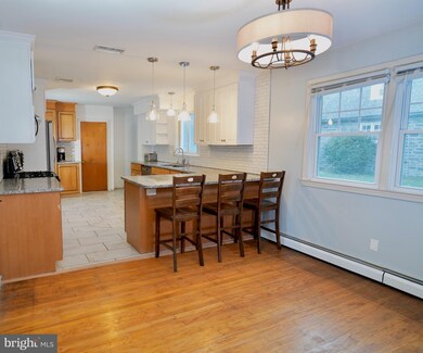 2433 Devon Ln, Drexel Hill, PA 19026 - photo 5