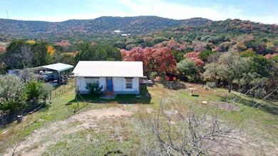 1212 Spring Rd, Pipe Creek, TX 78063 - photo 2