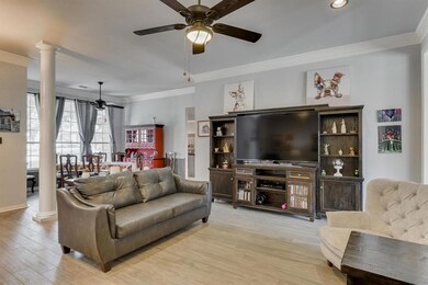 1139 Bent Oaks Dr, Denton, TX 76210 - photo 4