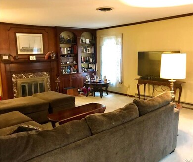 404 Oak Tree Ln, Easton, PA 18040 - photo 7