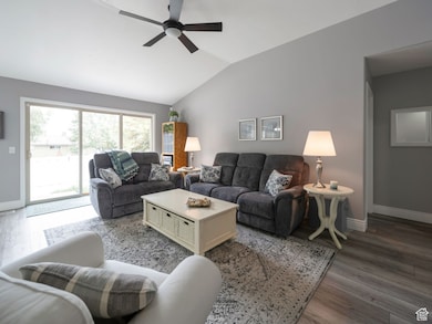 135 E Station St, Sandy, UT 84070 - photo 4