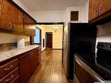 810 W Craig Place unit 103, San Antonio, TX 78212 - photo 5