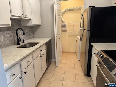 25 Crest St unit 112, Westwood, NJ 07675 - photo 7