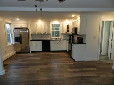 34 Sue Ellen Way, Milton, NH 03851 - photo 3