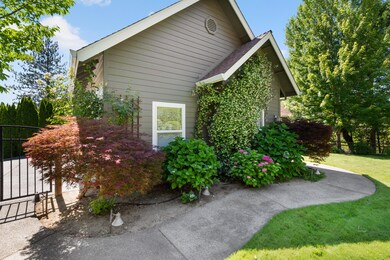 766 Rhonda Dr, Grants Pass, OR 97527 - photo 5