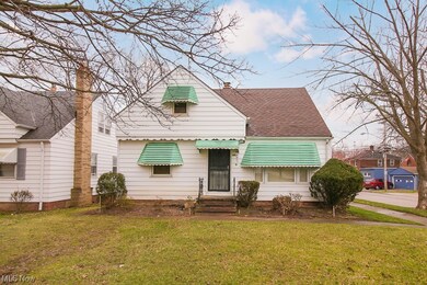 5437 Elmwood Ave, Maple Heights, OH 44137 - photo 2