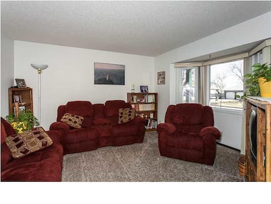 Light & Bright Living Room