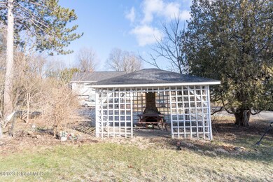 623 Hoosick Rd, Troy, NY 12180 - photo 6