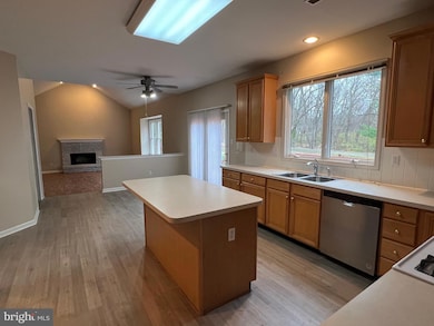 804 Waverly Rd, Kennett Square, PA 19348 - photo 4