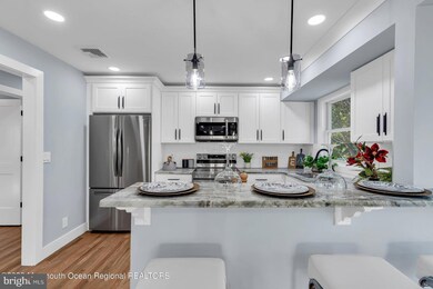 123 Overlook Dr, Neptune, NJ 07753 - photo 6