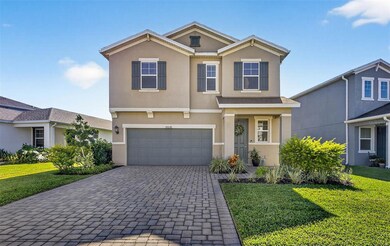34048 White Fountain Ct, Zephyrhills, FL 33545 - photo 2