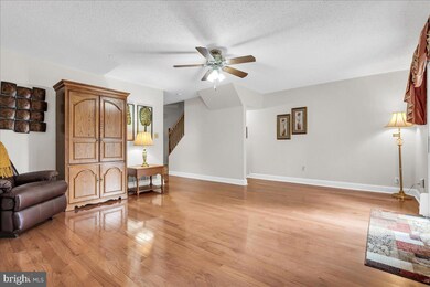 5090 W Woodmill Dr, Wilmington, DE 19808 - photo 7