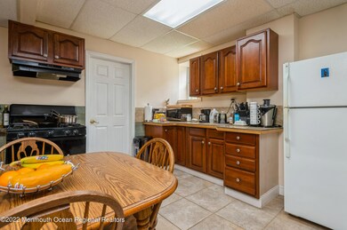 04_83Rt539_177001_Kitchen_HiRes