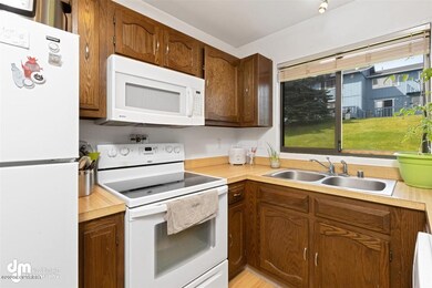 06-Kitchen-ELKO6366