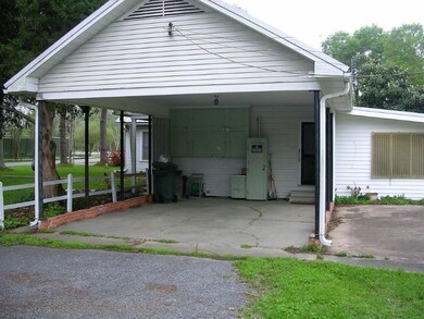 Carport
