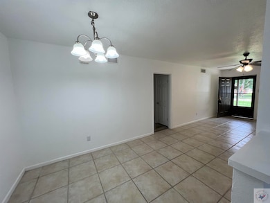 1214 Trinity St, Texarkana, TX 75503 - photo 2