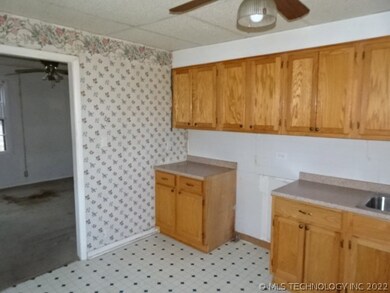 128 W Mckinley Ave, Sapulpa, OK 74066 - photo 3