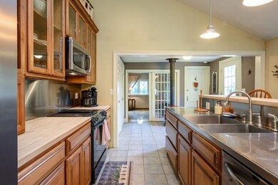 34 Clapp St, Abington, MA 02351 - photo 4