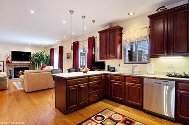 740 Pickwick Ct, Algonquin, IL 60102 - photo 5